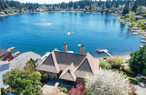 Lakewood Villa | Luxe At Louise