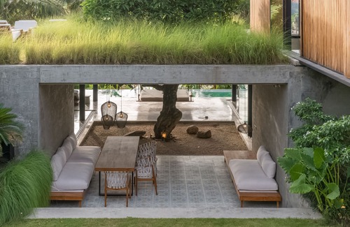 Babakan Villa | Luxe Bridge villas : Modern Meets Tropical w/Chef