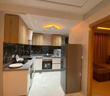 Hay El Qods Apartment | Luxe building