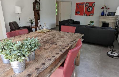 Beekbergen-Zuid Apartment | Luxe bungalow "Zomeroord"