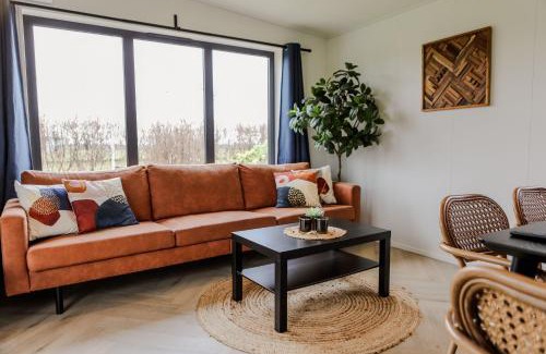 Waarde Ski Chalet | Luxe chalet op minicamping in waarde