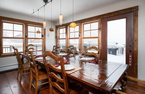 Central Vermont- Killington House | Luxe Chalet Ski On Off Hot Tub Pool and Views