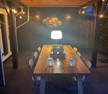 Matsloot Apartment | Luxe en ruim chalet met airco bij Leekstermeer