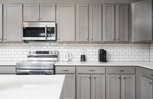 Whitestown Apartment | Luxe Escape Near DT Indy