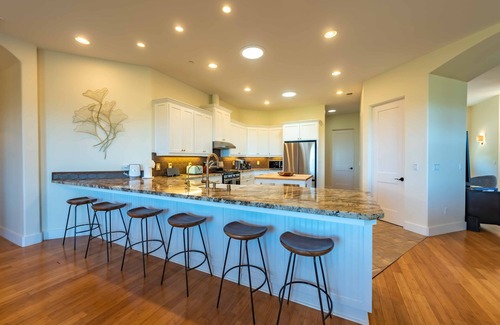 Bradley House | Luxe Estate @ Lake Naci w/pool, 2 hot tubs & game room.