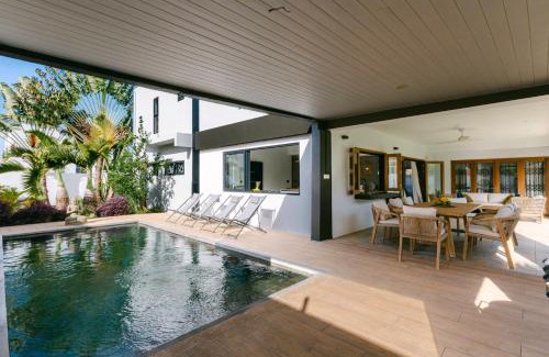 Trou aux Biches Villa | Luxe et Détente Absolue à la Villa Okalm