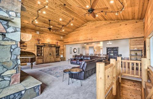 Park City House | Luxe Heber City Cabin and Hot Tub and Guest House
