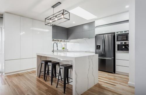 Bayonet Head House | Luxe Home by the BnB Collection