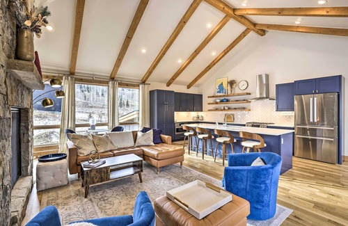 Silverthorne House | Luxe Home w/Patio & Pool Access in Silverthorne!