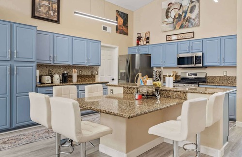 East Mesa House | Luxe Mesa Home w/Pool, Yard, Game Room