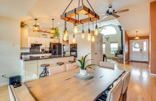 Glade Park House | Luxe Mesa View Home on 35 Acres w/Wraparound Deck