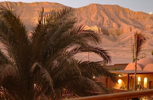 Luxor House | Luxe Middle Floor Suite at Malkata House: Pool & Views