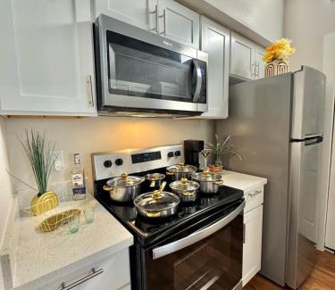 Chinatown House | Luxe Oasis Chateau Entire Home HTX NRG Med Center Chinatown