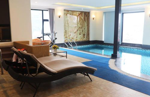 Dich Vong Hau Hotel | Luxe Paradise Suites Hotel Dich Vong Hau
