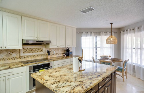 North San Antonio - SAT House | Luxe San Antonio Vacation Rental w/Private Pool!