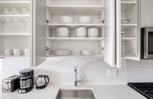 South Loop Apartment | Luxe South Loop Studio w/Lounge, Pool & Gym nr Grant Park, by Blueground