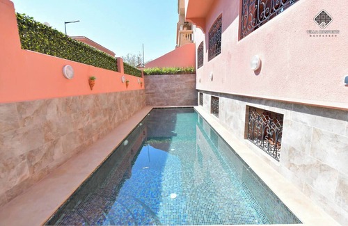Daoudiate Villa | Luxe Villa met Privézwembad & Dakterras – 4 Slaapkamers in Marrakech