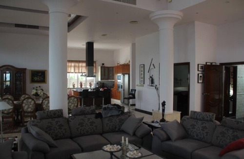 Si Rusa House | Luxery Bungalow At Seaside Port Dickson water only 10 m away, beach 1 km
