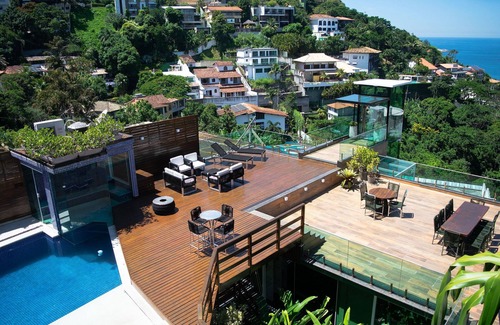 Joatinga House | LUXOBRASIL #RJ752 Mansion Le Joux 04 Suites and 02 Rooms Joá Seasonal Rent