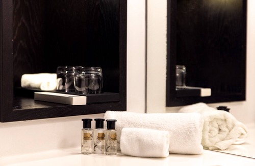 Karben Hotel | Luxstay