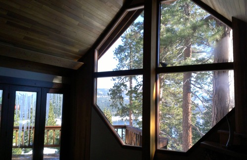 Crystal Bay House | Luxury Crystal Bay Vacation Rental