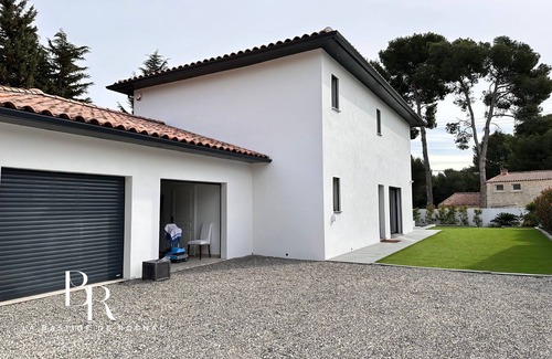 Rognac House | Luxueuse Villa Avec Piscine Chauffée et Salle de Sport Privée