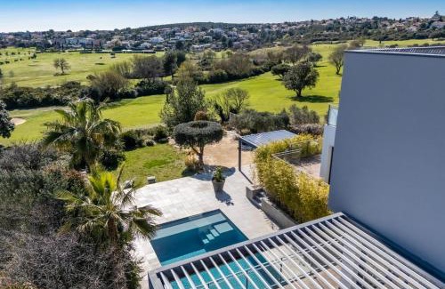 Juvignac Villa | Luxueuse Villa pour huit personnes, piscine et vue sur le Golf