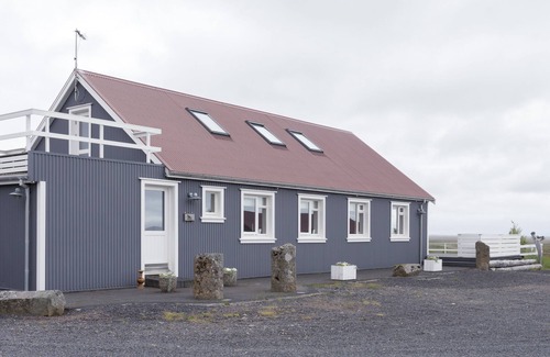 Hjardarfell Villa | Luxury villa in Snæfellsnes peninsula. About 40.minutes drive from Borgarnes