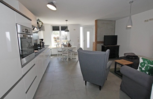 Wiek Apartment | Luxuriöse Ferienwohnung mit Terrasse, Wiek