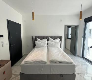 Denovici Apartment | luxuriöses Apartment mit Meerblick in der Bucht von Kotor