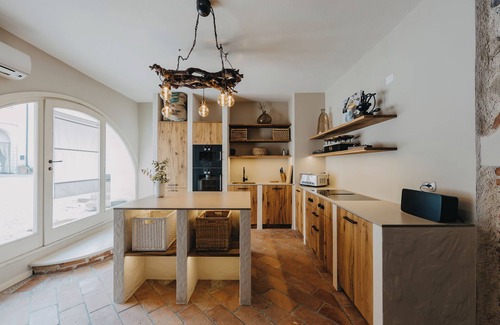 Calvagese della Riviera Villa | Luxurious Villa Mocasina with 25 m Pool on 5000 sqm - pet friendly