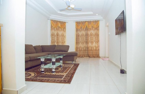 Senegambia Apartment | Luxurious Apartment close to the white sandy Beach of SeneGambia