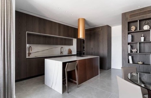 Mea She'arim Condo | Luxurious 16th-Floor Apartment with Panoramic Views in Savyon View Tower, Jerusa