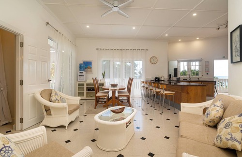 Beau Vallon Villa | Luxurious 2-bed Villa in Bel Ombre Mahe Seychelles