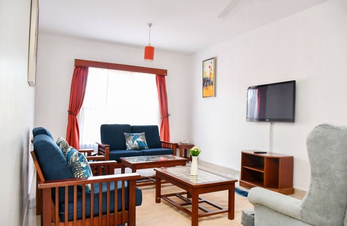 Westlands Apartment | Luxurious 2 bedroom house in Westlands with heated pool, gym, restaurant