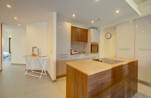 Valletta Apartment | Luxurious 2BR Apartment in Valletta