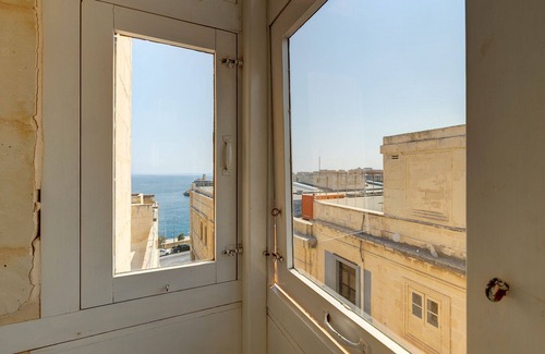 Valletta Apartment | Luxurious 2BR Apartment in Valletta