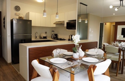 Leuro Apartment | Luxurious 2BR loft with balcony in Miraflores
