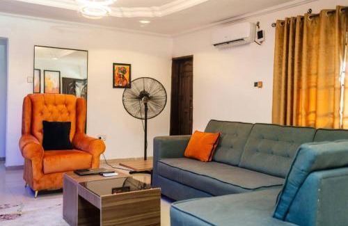 Alimosho Apartment | Luxurious 3-Bedroom Apartment in Heart of Lagos