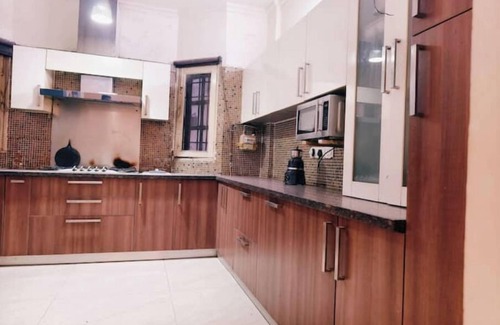 Greater Kailash I Apartment | Luxurious 3BHK Apartment in GK 1 M Block Market by HostMyStaynn