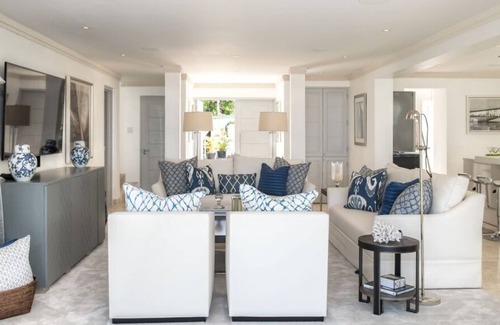 Fitts Village Villa | Luxurious 4 bedroom beachfront villa on the west coast of Barbados
