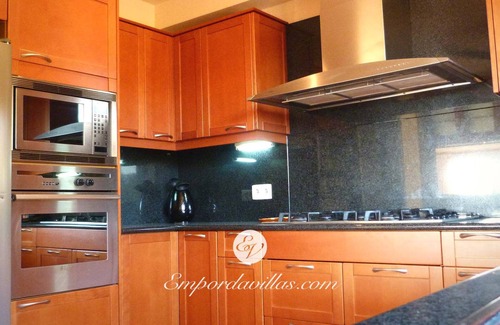 Navata Villa | Luxurious 4 bedroom villa with Private pool in Torremirona Golf Resort