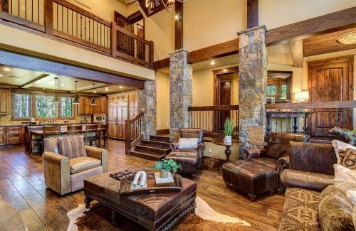 Boulder Ridge House | Luxurious 6BR 3Min Walk to Main Lifts
