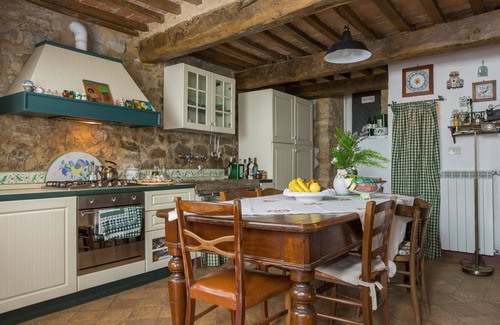 Castiglione d'Orcia House | Luxurious Agriturismo Agriturismo Terme Bagni San Filippo Val d'Orcia.