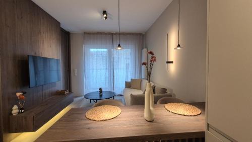 Jezyce Apartment | Luxurious Almond Apartment, self check-in 24h, free parking, air-conditioning