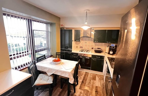 Dundee Apartment | Luxurious and cozy apartment
