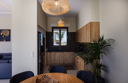 Adelianos Kampos Apartment | Luxurious Apartment with Private Pool just 100m from the Beach