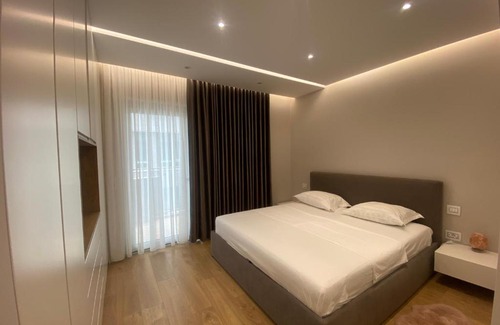 Blloku Apartment | Luxurious Apartment with Panoramic Views in Tirana