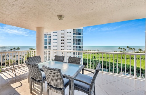 Park Shore Condo | Luxurious Beach Front Condo with Spectacular Views!
