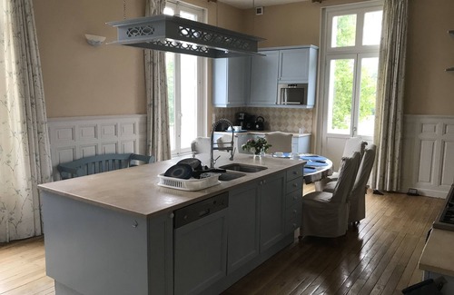 Journet House | Luxurious Chateau with Private Pool, Tennis and Par 3 Golf